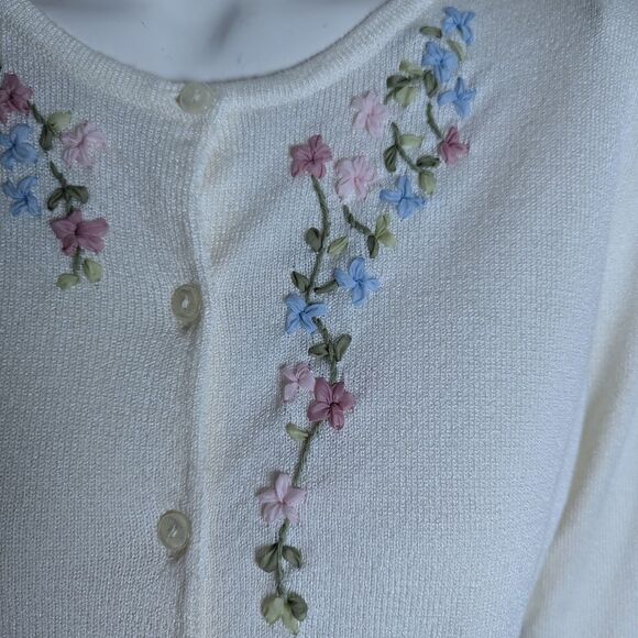 Vintage Liz Claiborne Embroidered floral cardigan Emma James size small - Picture 5 of 9